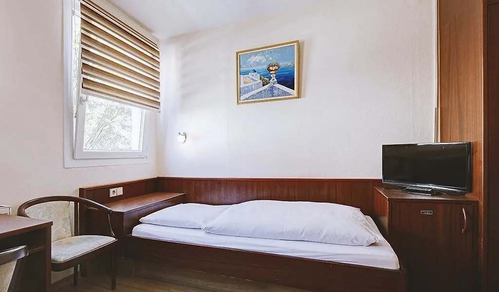 Hotel Filoxenia Stuttgart Germany